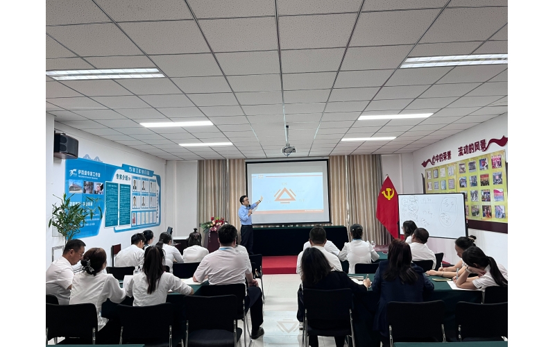 因果洞察 結果把控 經營效能提升——銀川伊百盛開展專項培訓，夯實高質量發展根基